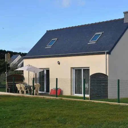 Maison A 210m De La Avec Jardin Clos, Terrasse Et Parking Prive Sur L'ile Grande - Fr-1-368-214 * Pleumeur-Bodou